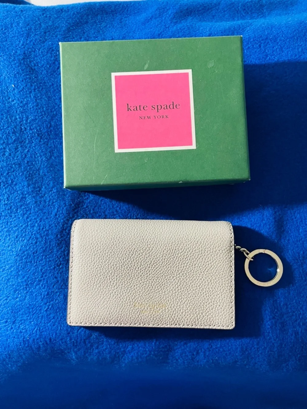 Kate Spade Margaux Small Keyring Wallet light gray